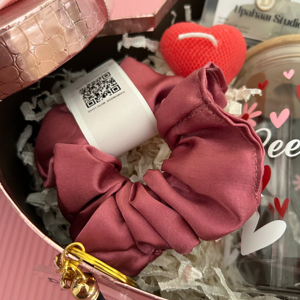 LOVE Hamper box