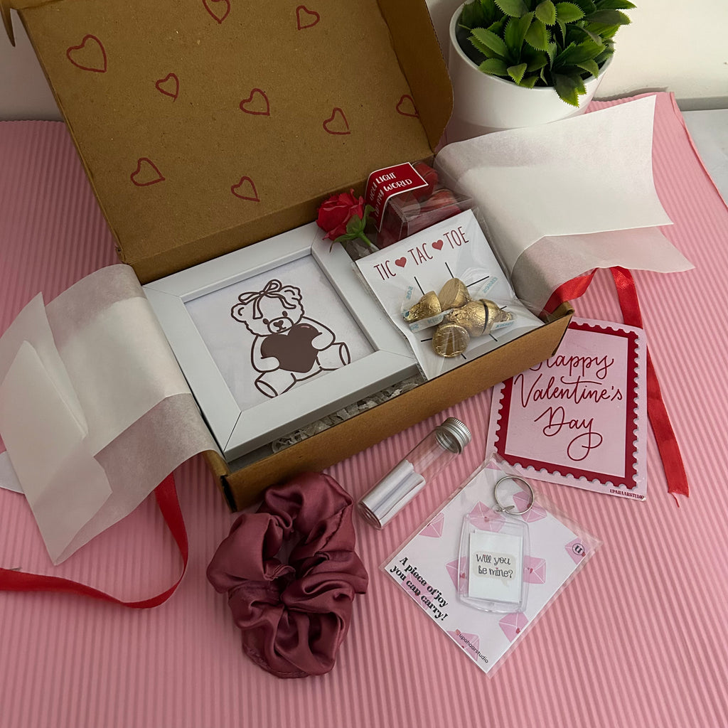 Mini 7 days VAlentines hamper