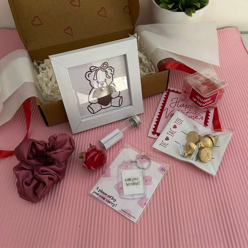 Mini 7 days VAlentines hamper